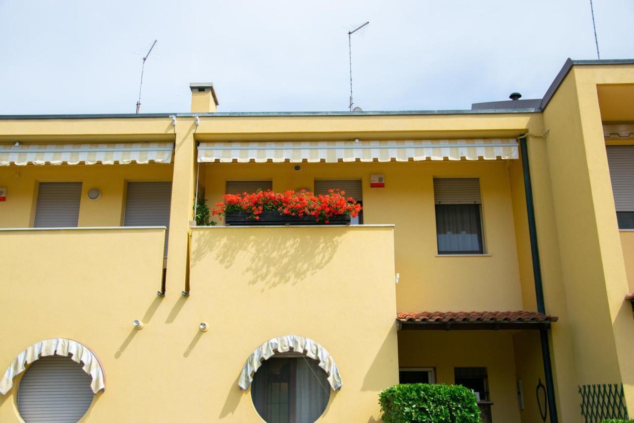 B&B Il Glicine Fiorito Lido de Venecia Exterior foto